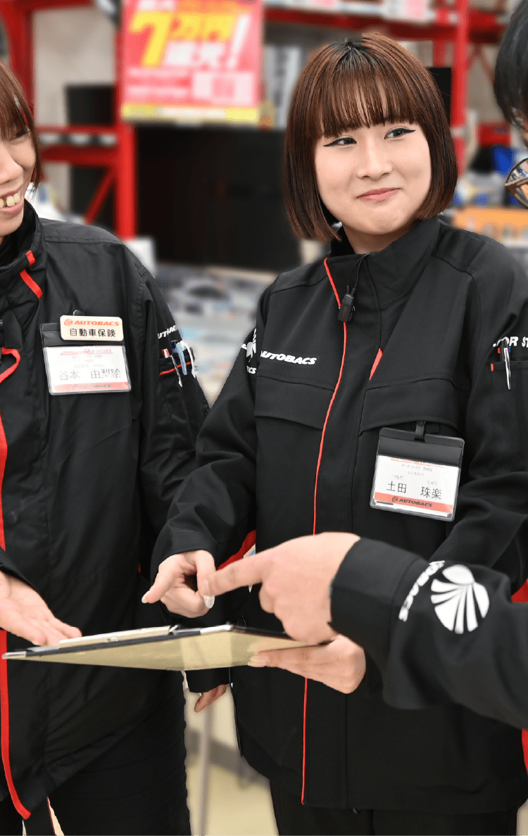 北日本オートバックスで働くスタッフ：1