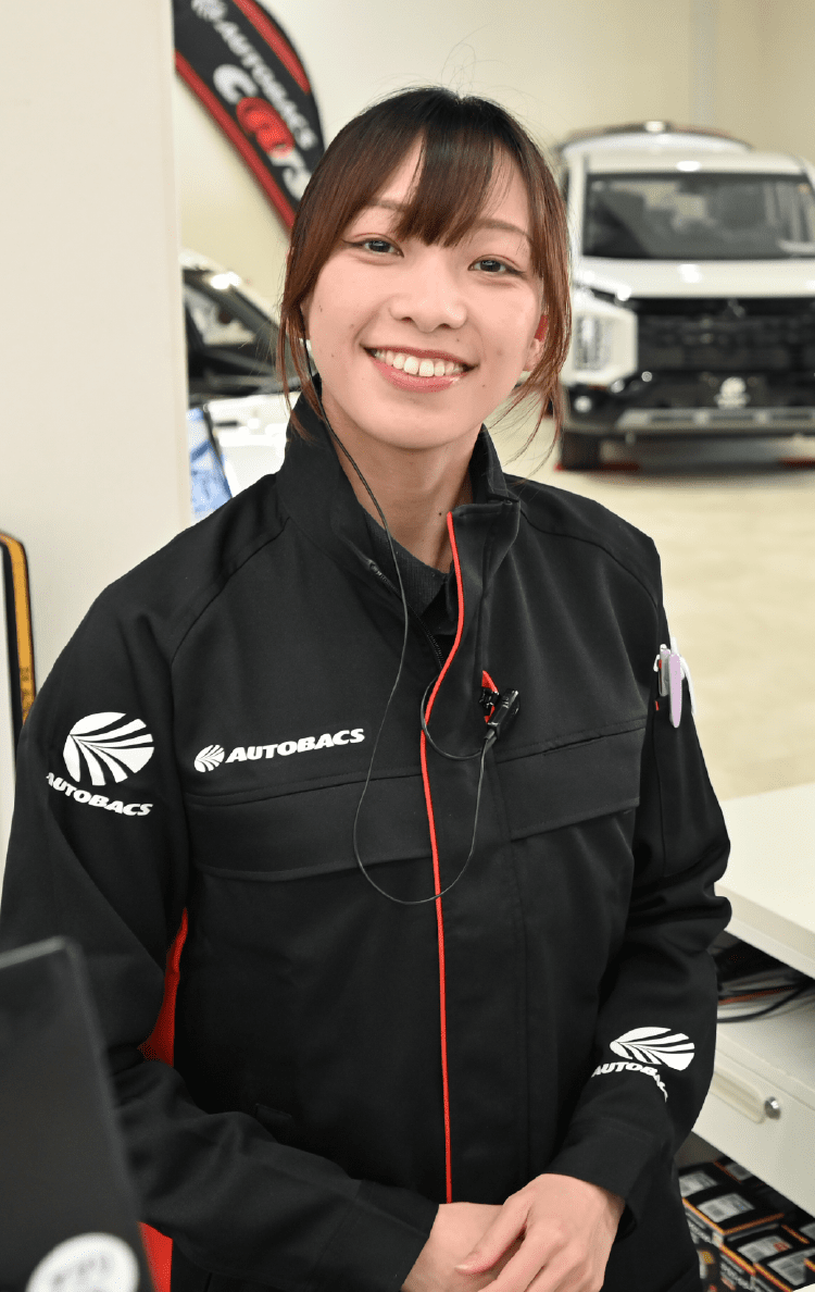 北日本オートバックスで働くスタッフ：3